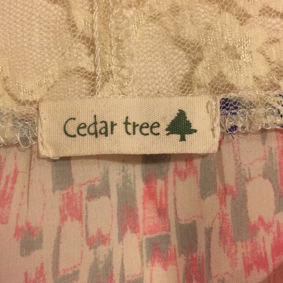 Cedar Tree L lace shirt - Picture 2 of 3